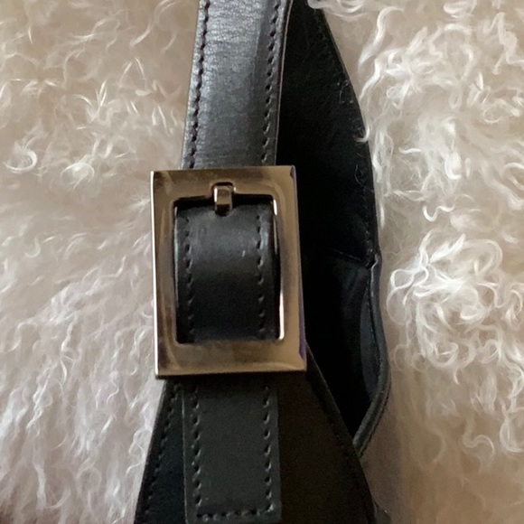 Gucci Jackie Shoulder Bag - Picture 5 of 8